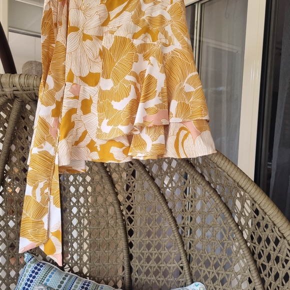 Jaase BNWT Short Skirt Size Extra Small - Picture 2 of 4